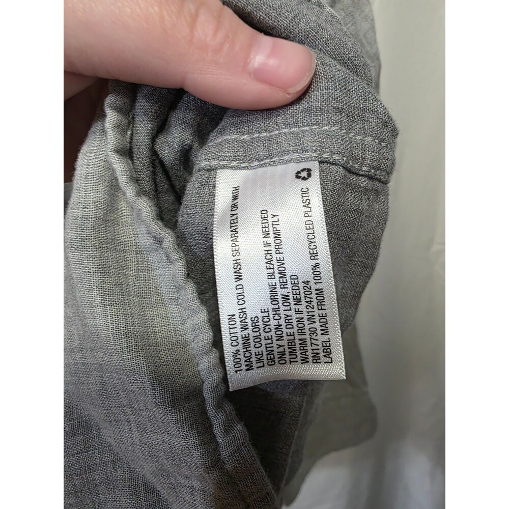 Goodfellow & Co Standard Men's L Gray Herringbone 100% Cotton Button-Up - Picture 4 of 4